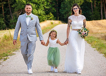 Manuel und Tanja Bergmann mit Mila